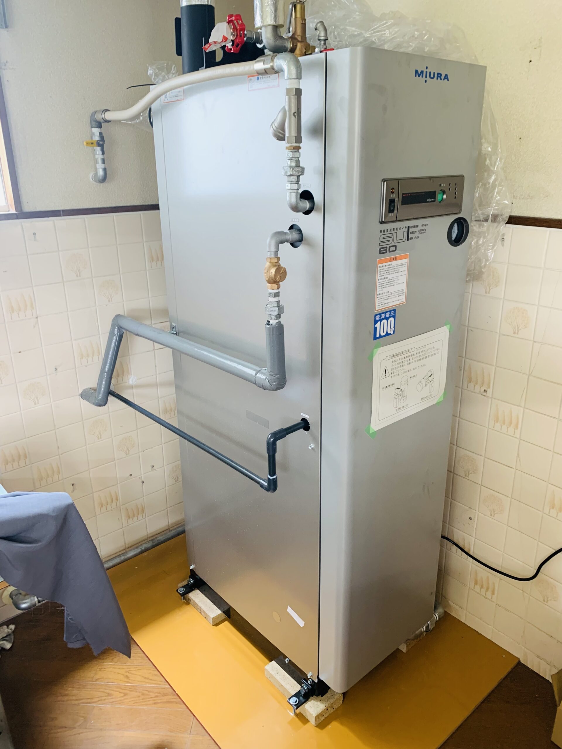 キンメダイ専用 MIURA 蒸気ボイラー SU-160 プロパンガス用 蒸気