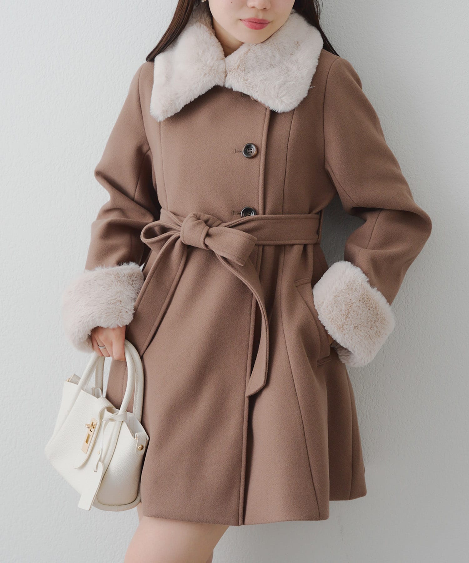 Qoo10 OLIVE des OLIVE ﾏﾙﾁWAYﾐﾄﾞﾙ丈ｺｰﾄ 無地 ミド