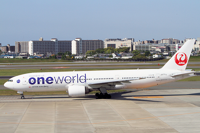 鶴丸塗装 member of oneworld JAL（日本航空） B777-200 JA771J