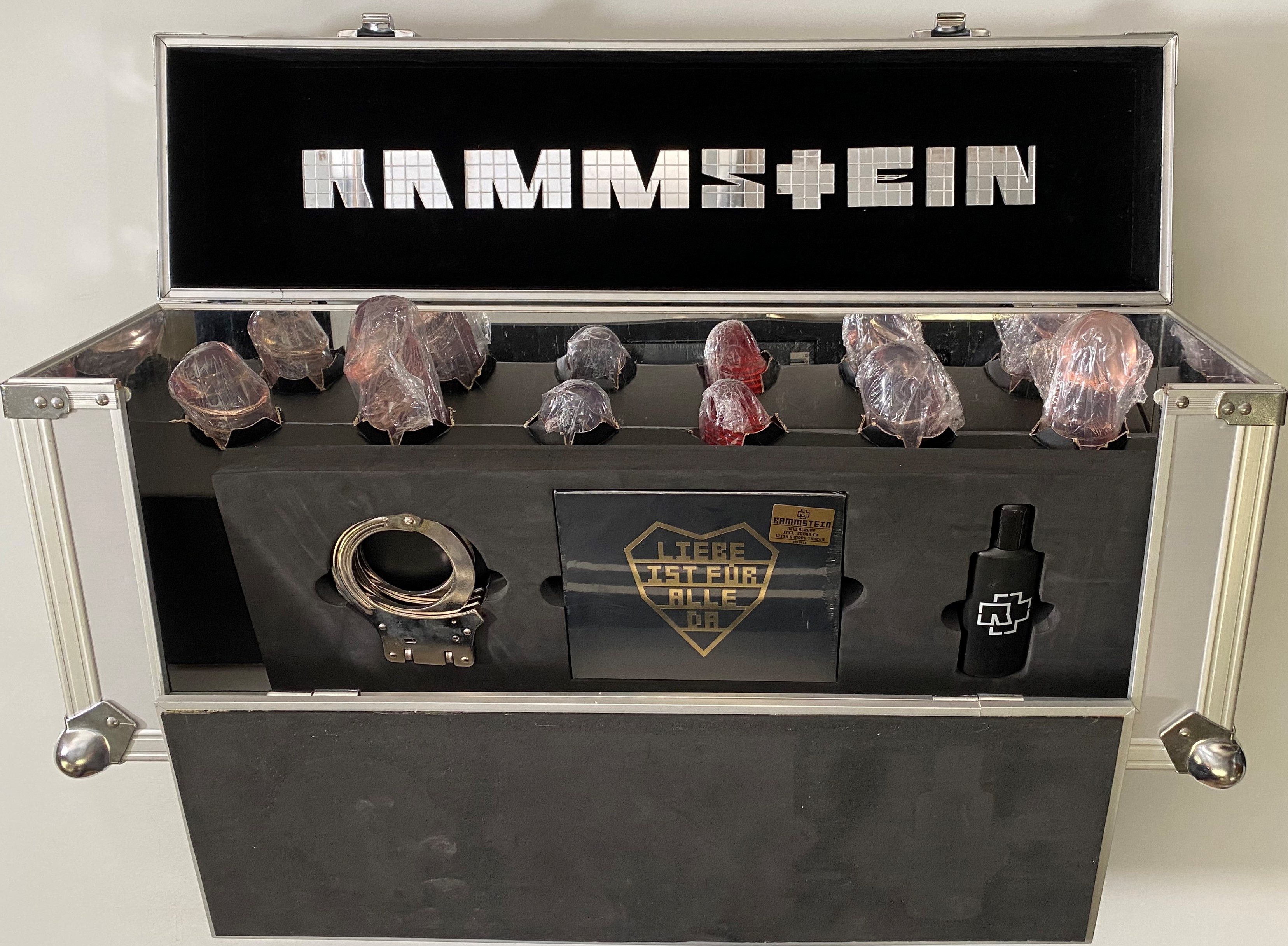 Lot 214 - RAMMSTEIN - LIEBE IST FUR ALLE DA CD BOX SET