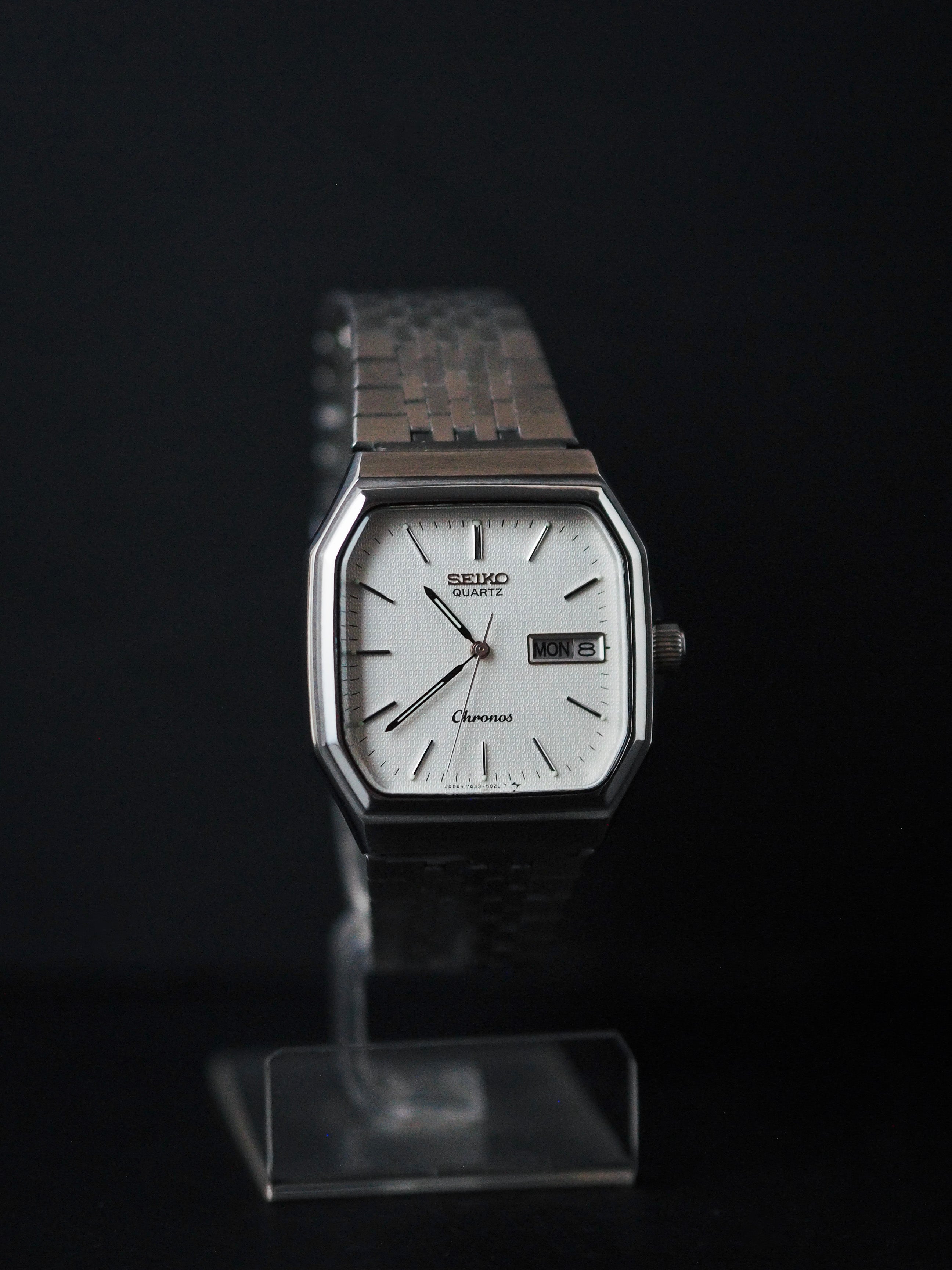 Seiko Chronos JDM 7433-5010 Octagon Case White Textured Dial