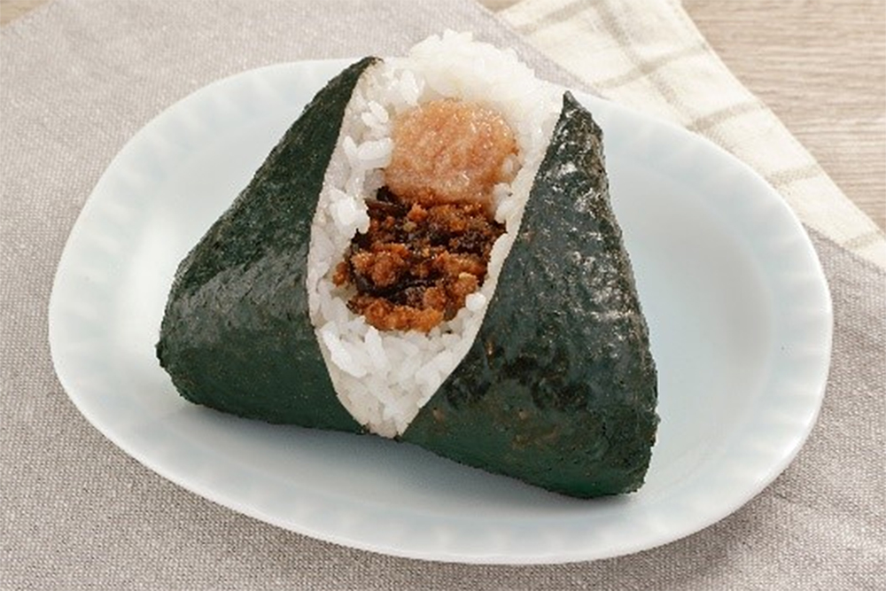 ローソン×北海道エアポート「空港限定おにぎり（たらこ・鮭・昆布