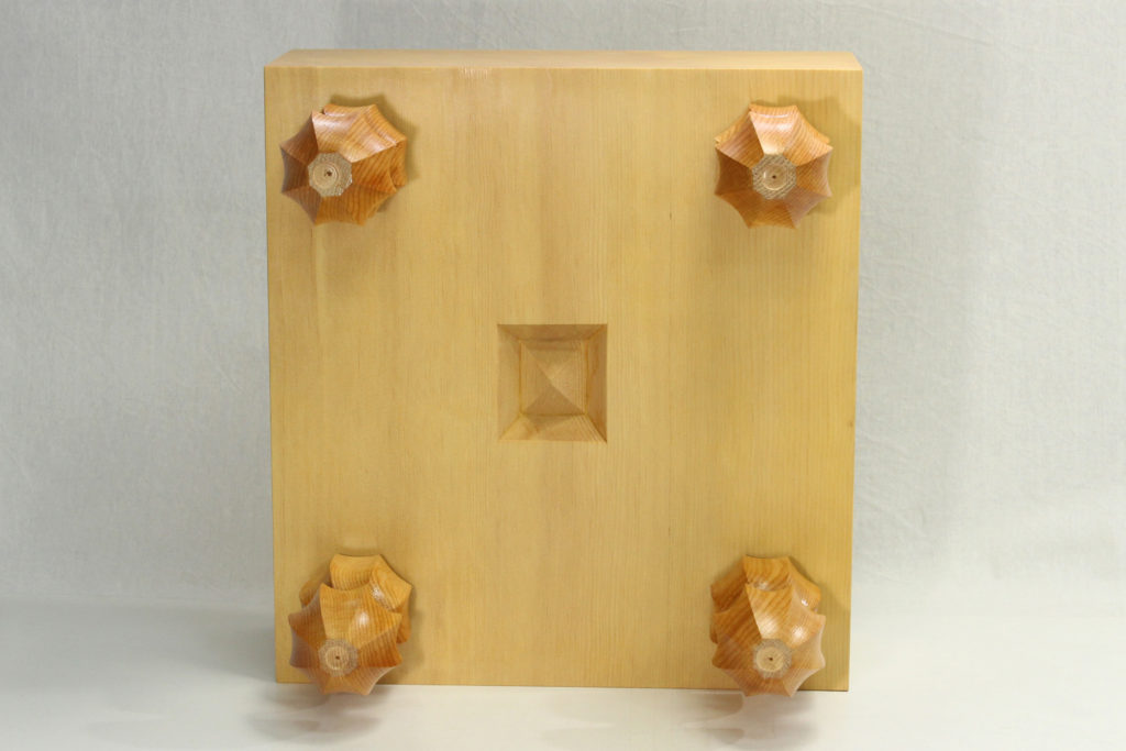 新榧碁盤50号柾目 脚付