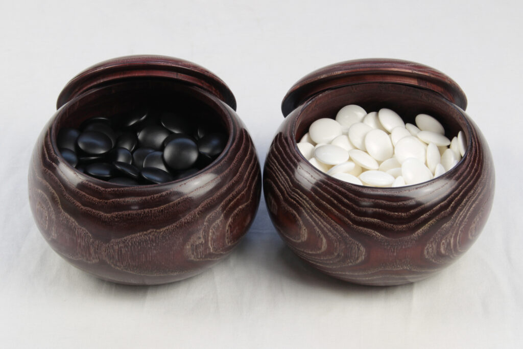 本桂｜碁盤30号脚付 3点セット｜本蛤碁石28号／栗碁笥