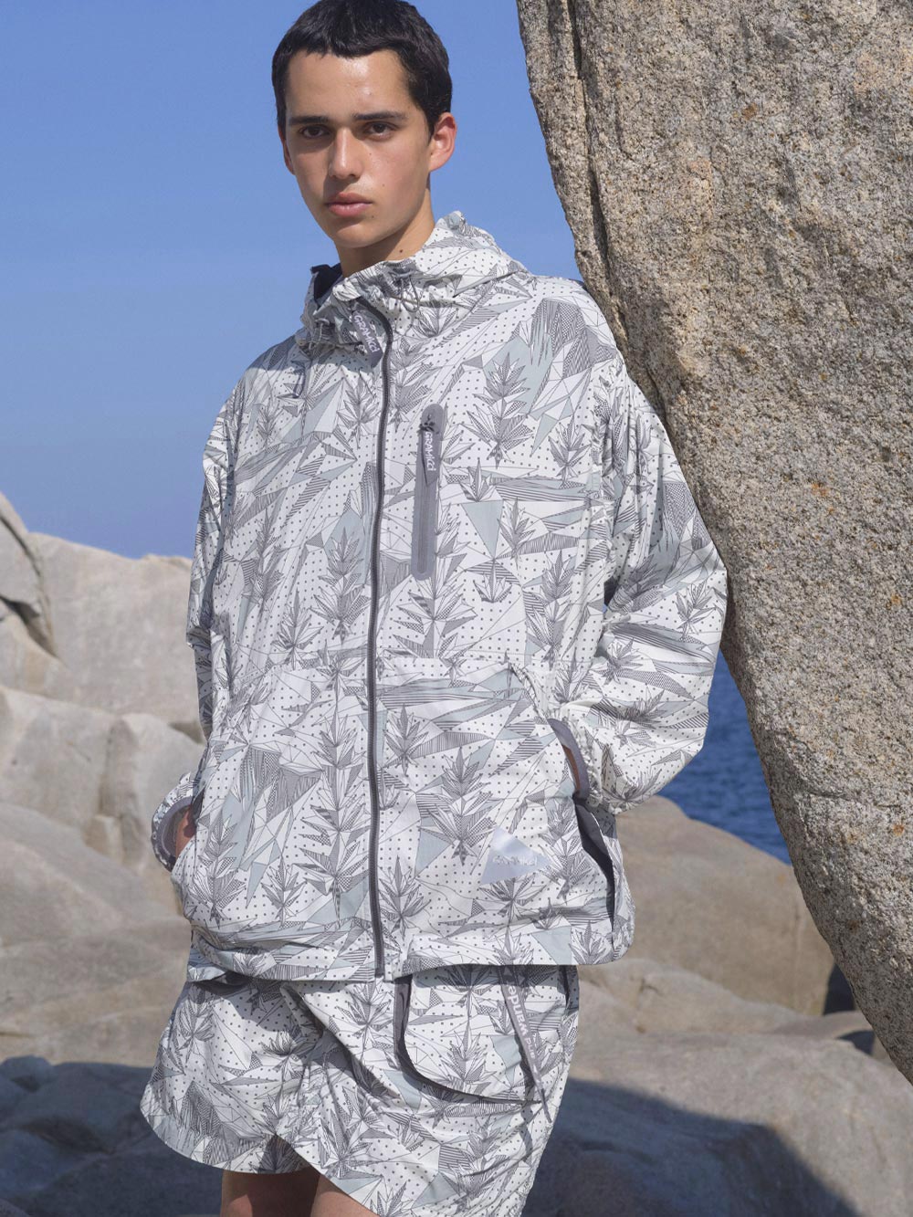 BRUSHED NYLON | GRAMICCI（グラミチ）OFFICIAL SITE