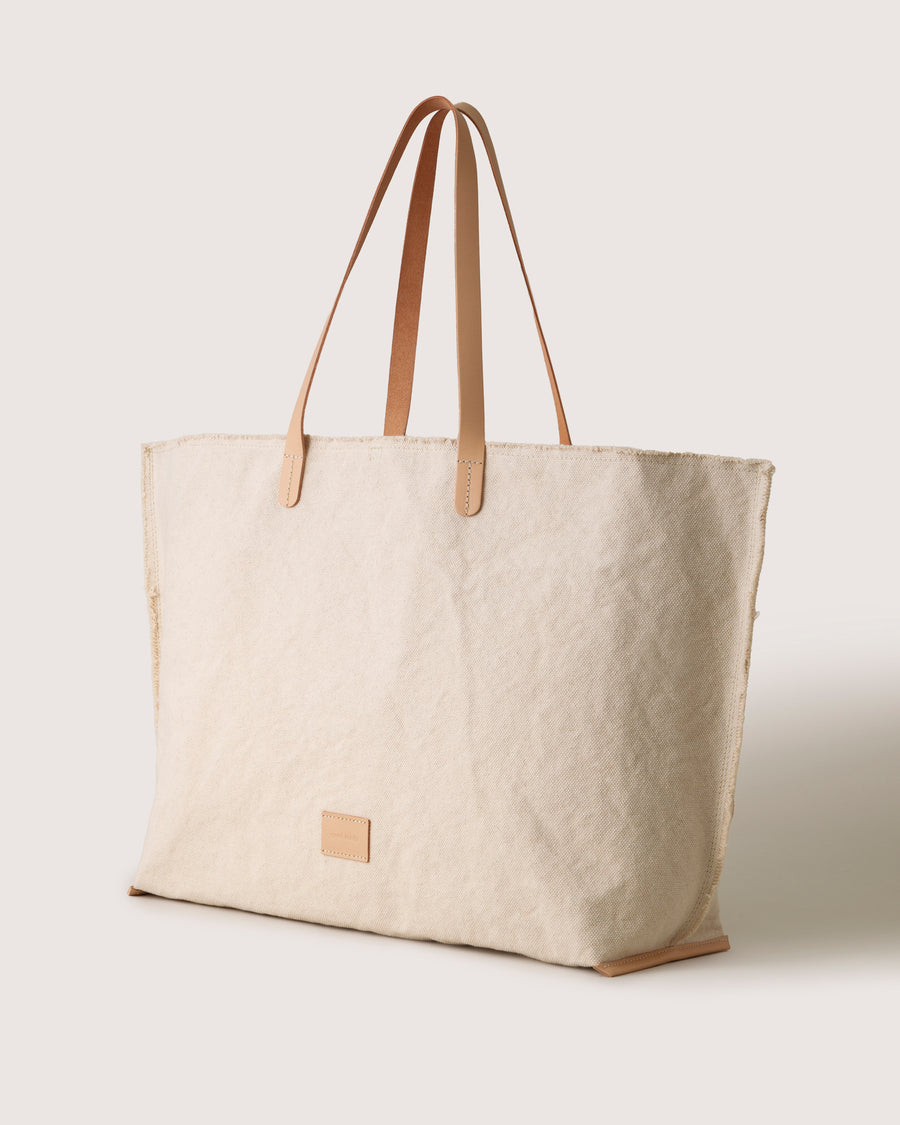 Hana 100% Hand Dyed Cotton Canvas Boat Bag in Natural | Graf Lantz
