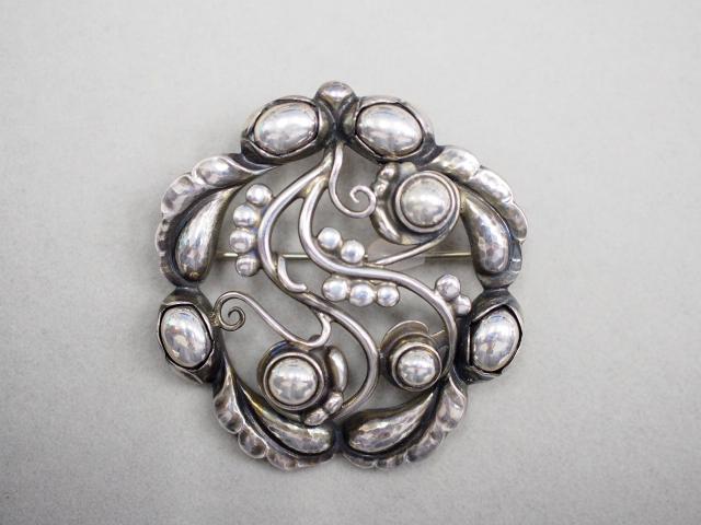 ジョージジェンセン ブローチ SV925 18.8g 159 をリアルタイム買取