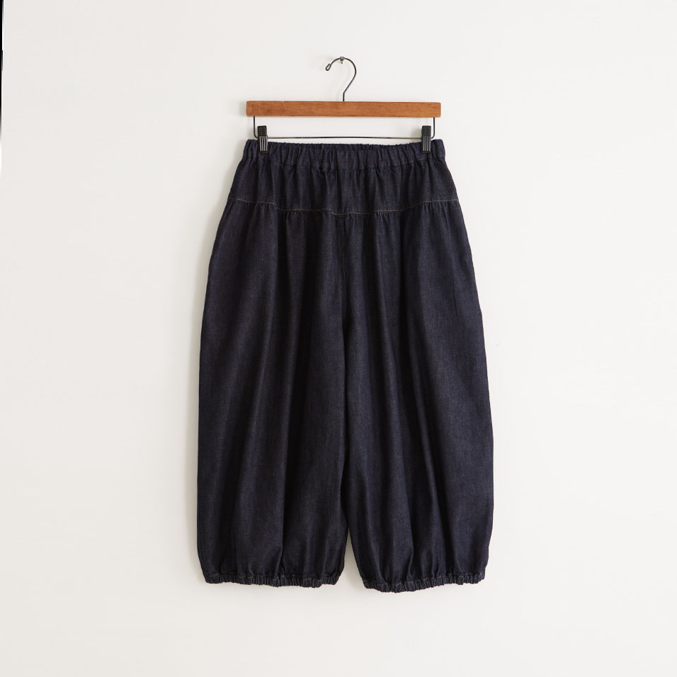 8オンスカツラギデニムパンツ林檎（りんご） | 石見銀山 群言堂