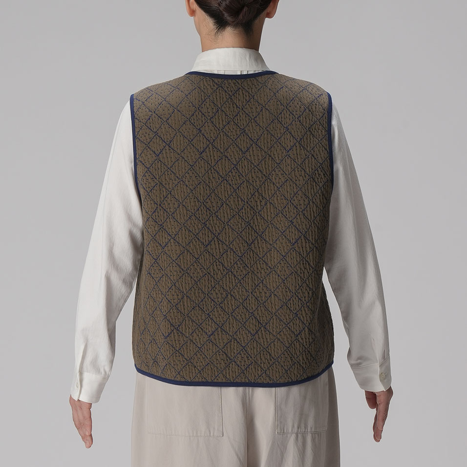 こぎん刺子キルトジャガードベスト小町竹（こまちだけ） | 石見銀山 群