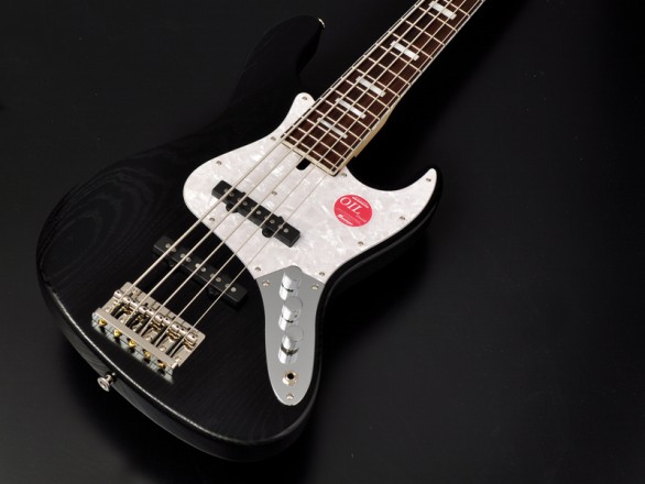 エレキベース】Bacchus、WOODLINEのお手軽版5弦ベース「WL5-ASH