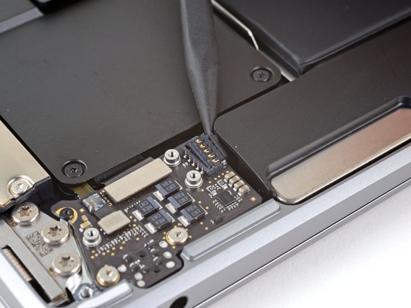 MacBook Air 13インチ Late 2020 バッテリーの交換 - iFixit 修理ガイド