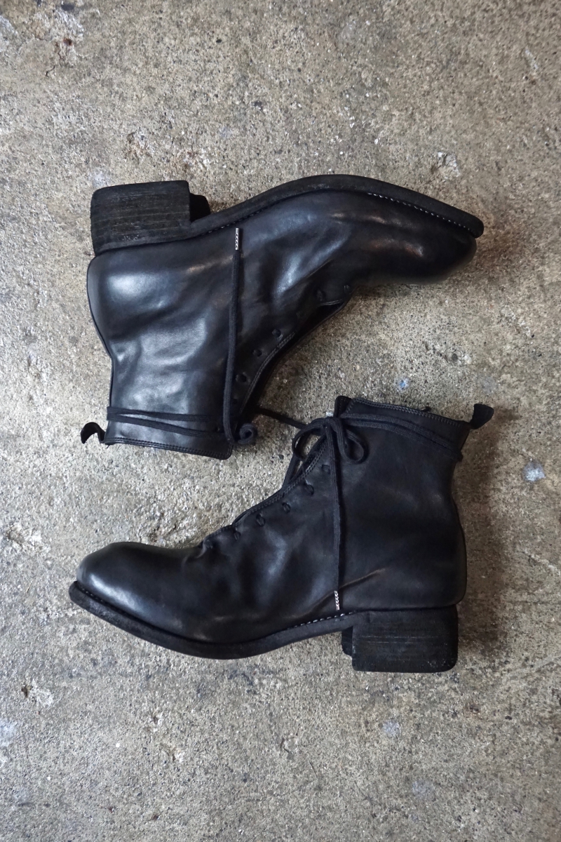 No PL11L. Laced Up Boots Horse Full Grain. BLKT(Black). GUIDI