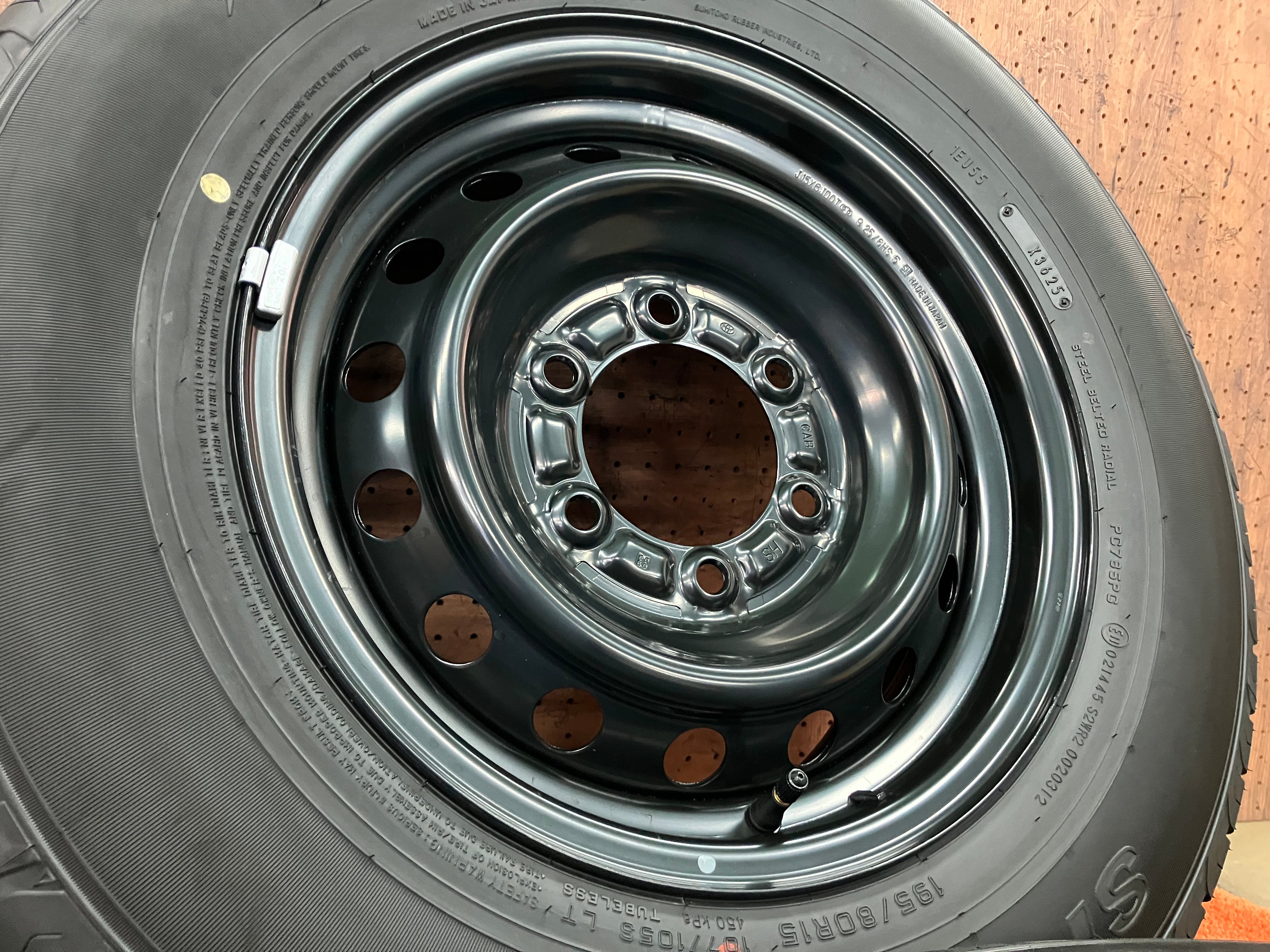 ◇新車外し♪トヨタ 200系ハイエース 純正スチールホイール◇15インチ