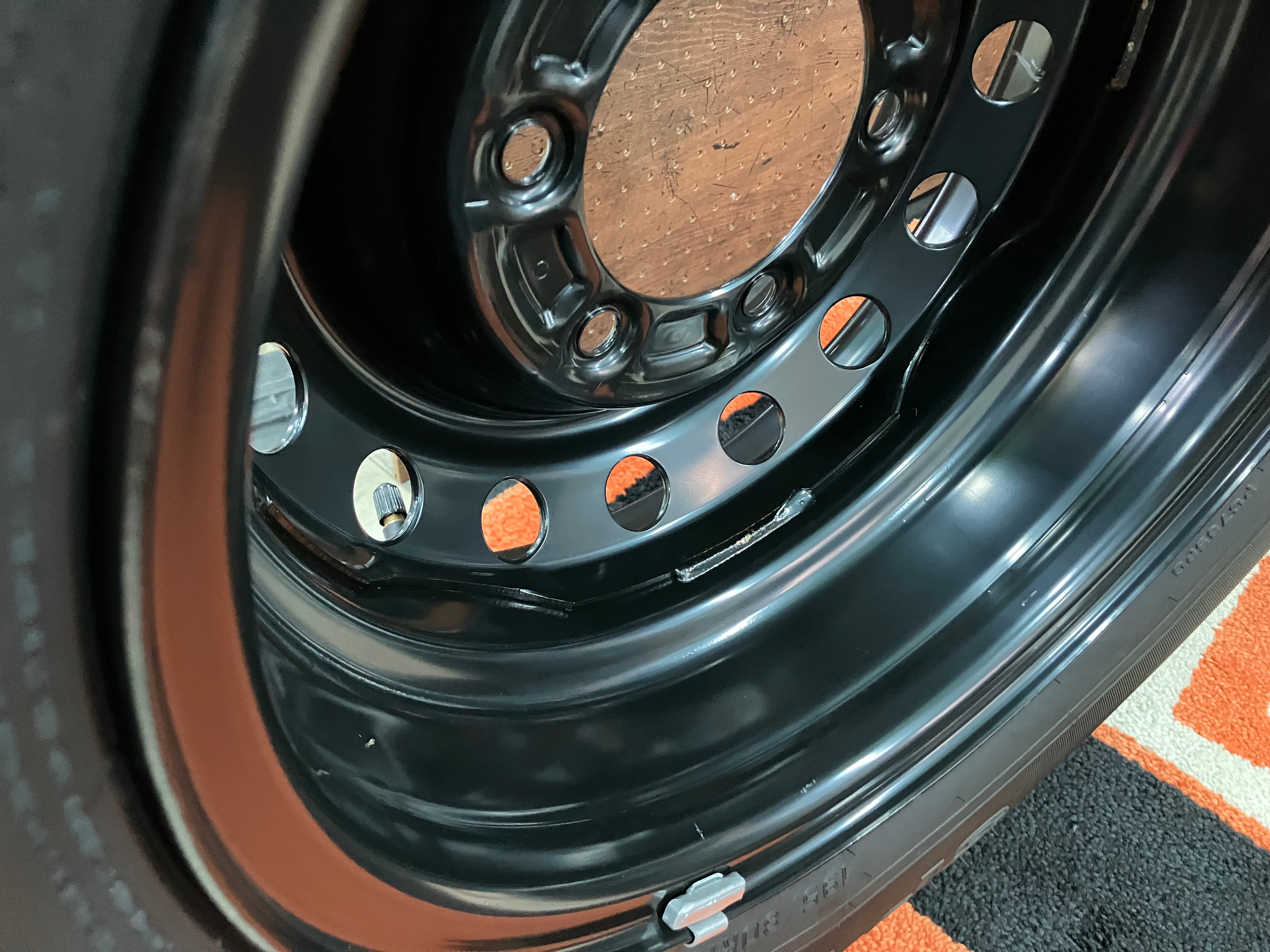 ◇新車外し♪トヨタ 200系ハイエース 純正スチールホイール◇15インチ