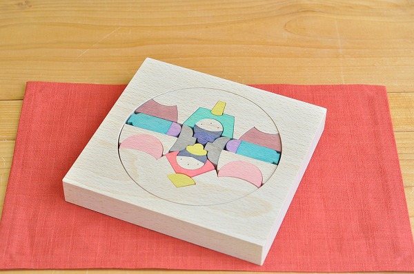 雛人形 遊プラン・小黒三郎 たもと円びな 木の雛人形 木のおもちゃHANA