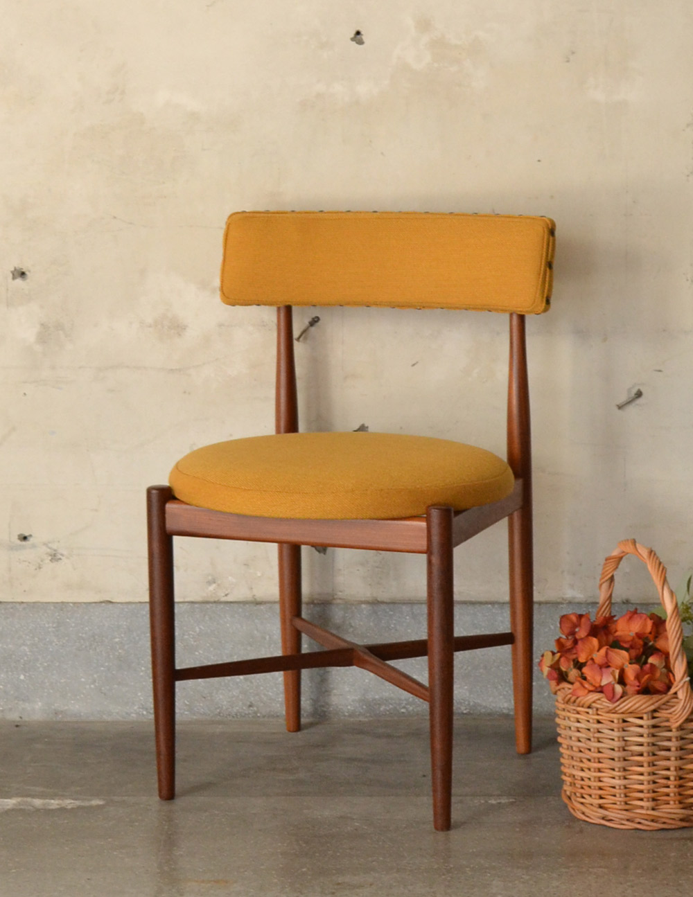 Gプランのフレスコシリーズのヴィンテージチェア、ダイニングチェア