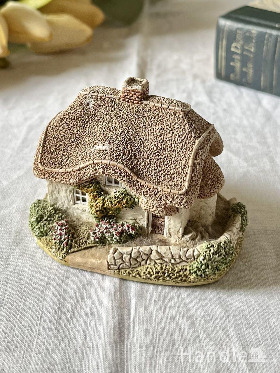 英国から届いたアンティークの壁付けインテリア、鳥のモチーフの