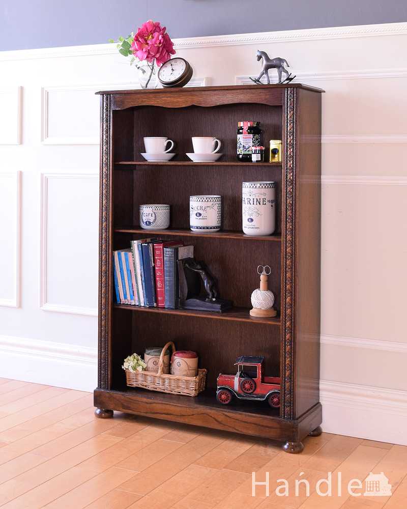 英国スタイルのアンティーク家具、オープン棚のブックシェルフ（本棚