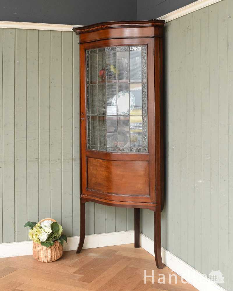 イギリスのアンティークキャビネット、マホガニー材の美しいコーナー