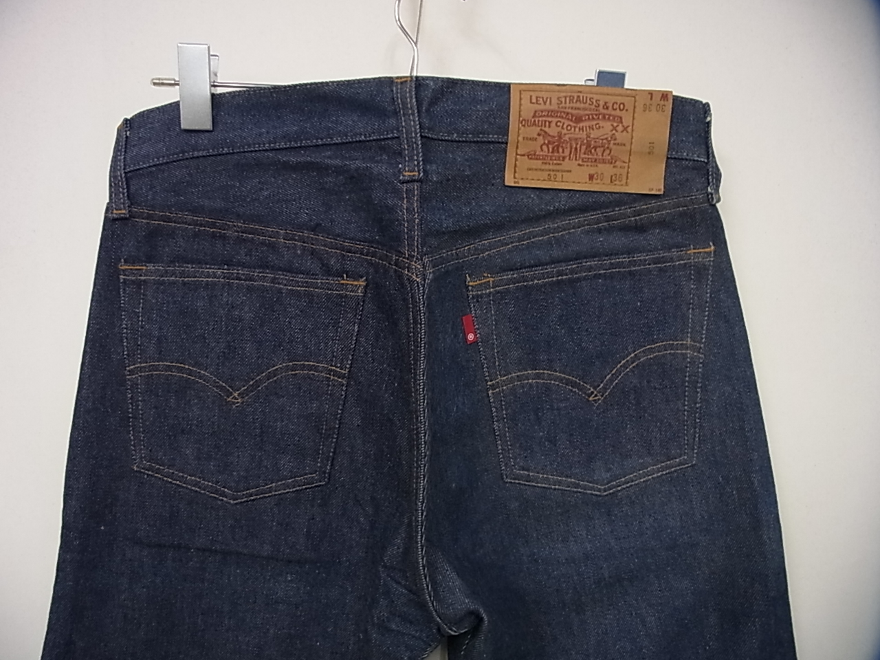 第158回（動画有）リーバイス501 赤耳 デッドストック 1985年3月 555