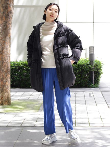 フリルティアード ナイロンタフタダウンコート（ダウンジャケット