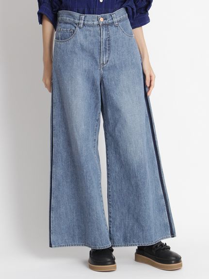 ドレープデニム ペーパーライク加工ワイドパンツ（デニムパンツ