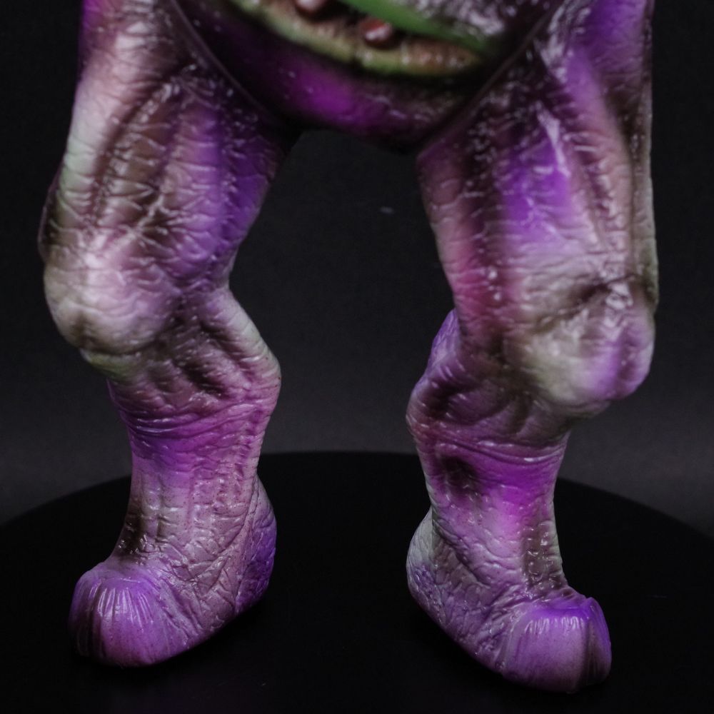 7月31日(月)18時より抽選開始】【ポゴナ造形】黒い仔ヤギ(かっこわらい