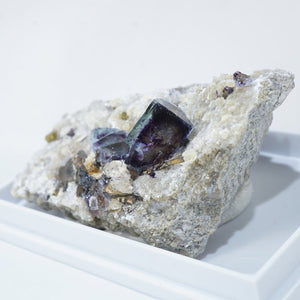 中国 内モンゴル産 フローライト|ハッピーギフト – 天然石ハッピーギフト