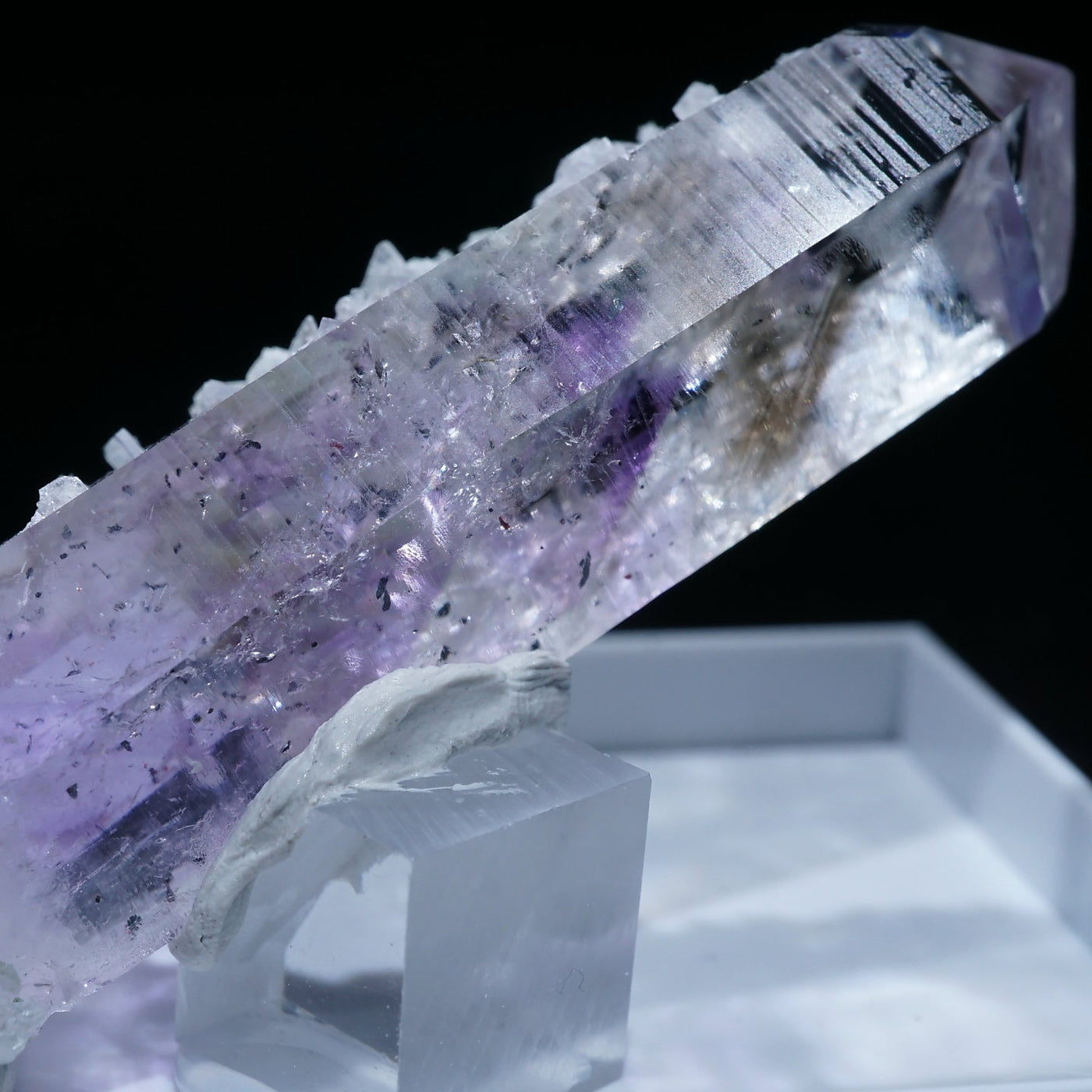 ナミビア産 プレナイト・アメシスト – 天然石ハッピーギフト