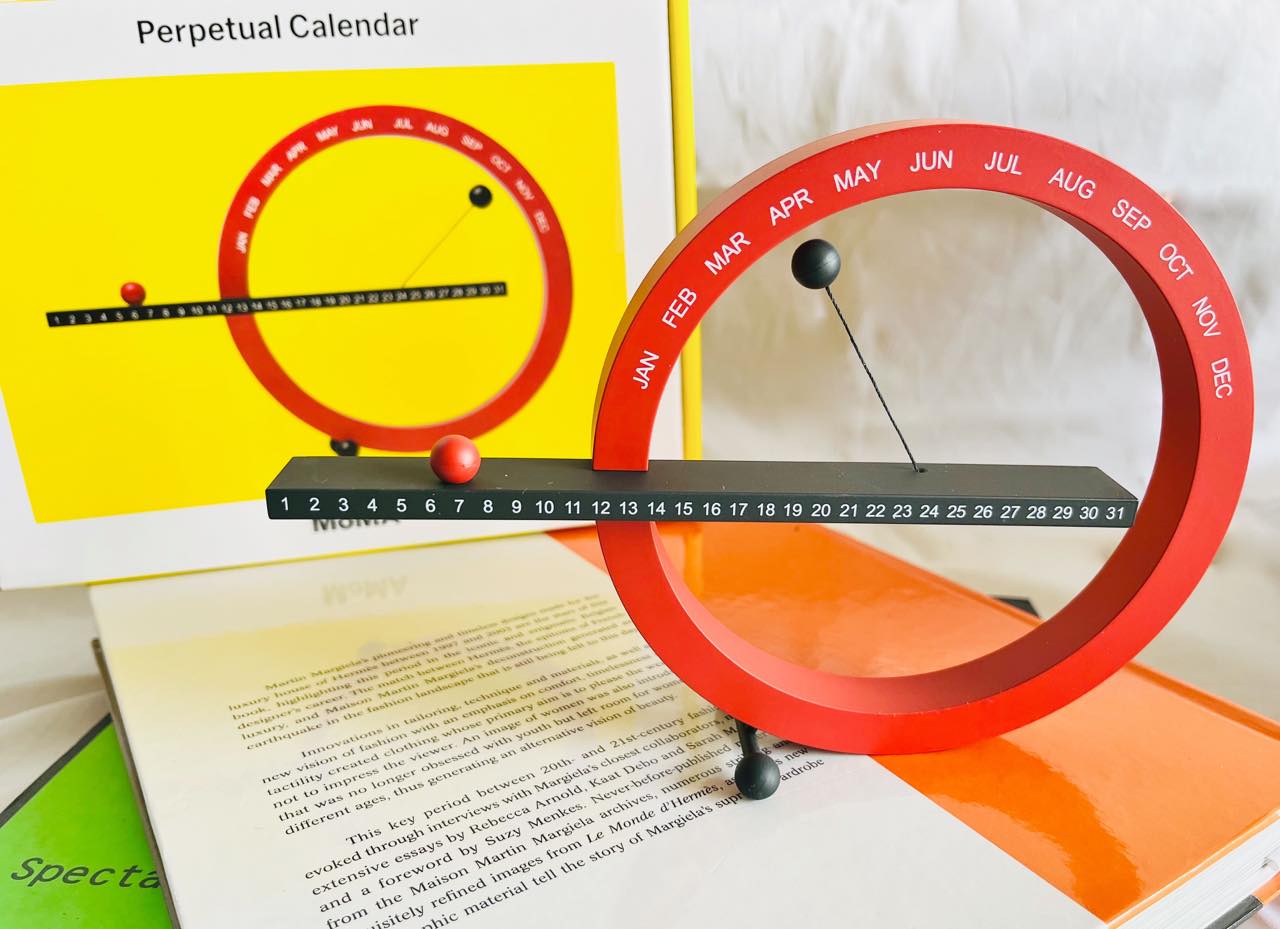 2名様にプレゼント】オブジェのようなMoMAデザインストアの永久