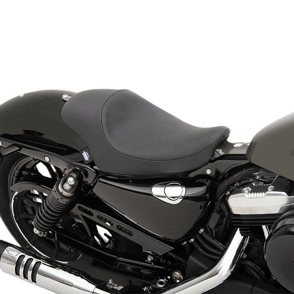 Mustang ワイドトリッパー・ソロシート ダイアモンド・スティッチ