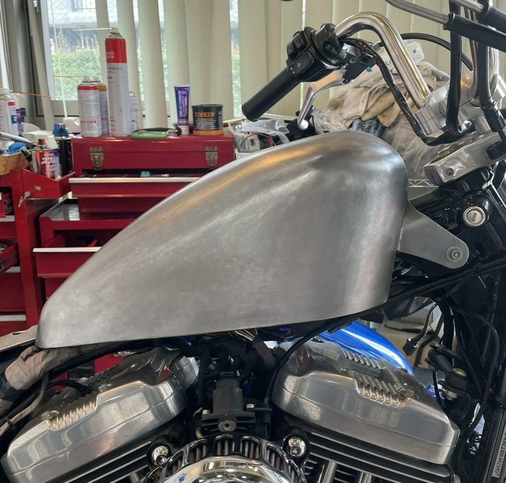 スポーツスター タンク（インジェクション用）(インジェクション用)