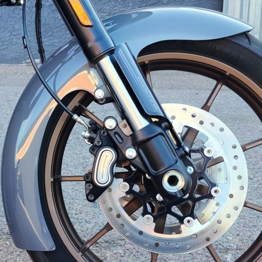 ローライダーS FXLRS、FXLRST用フロント・フェンダー｜ハーレー