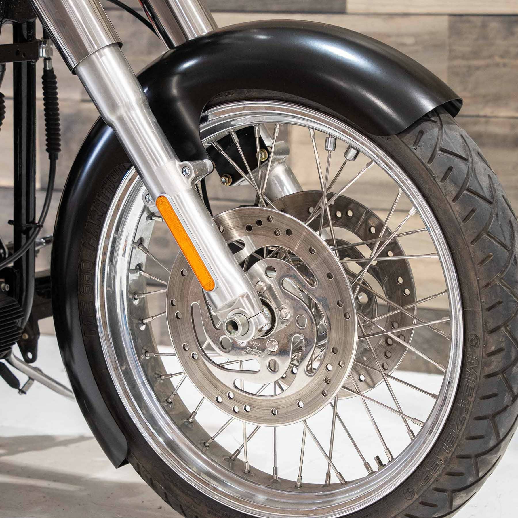 ブレイクアウト FXSB、FXSBSE用フロントフェンダーフロント