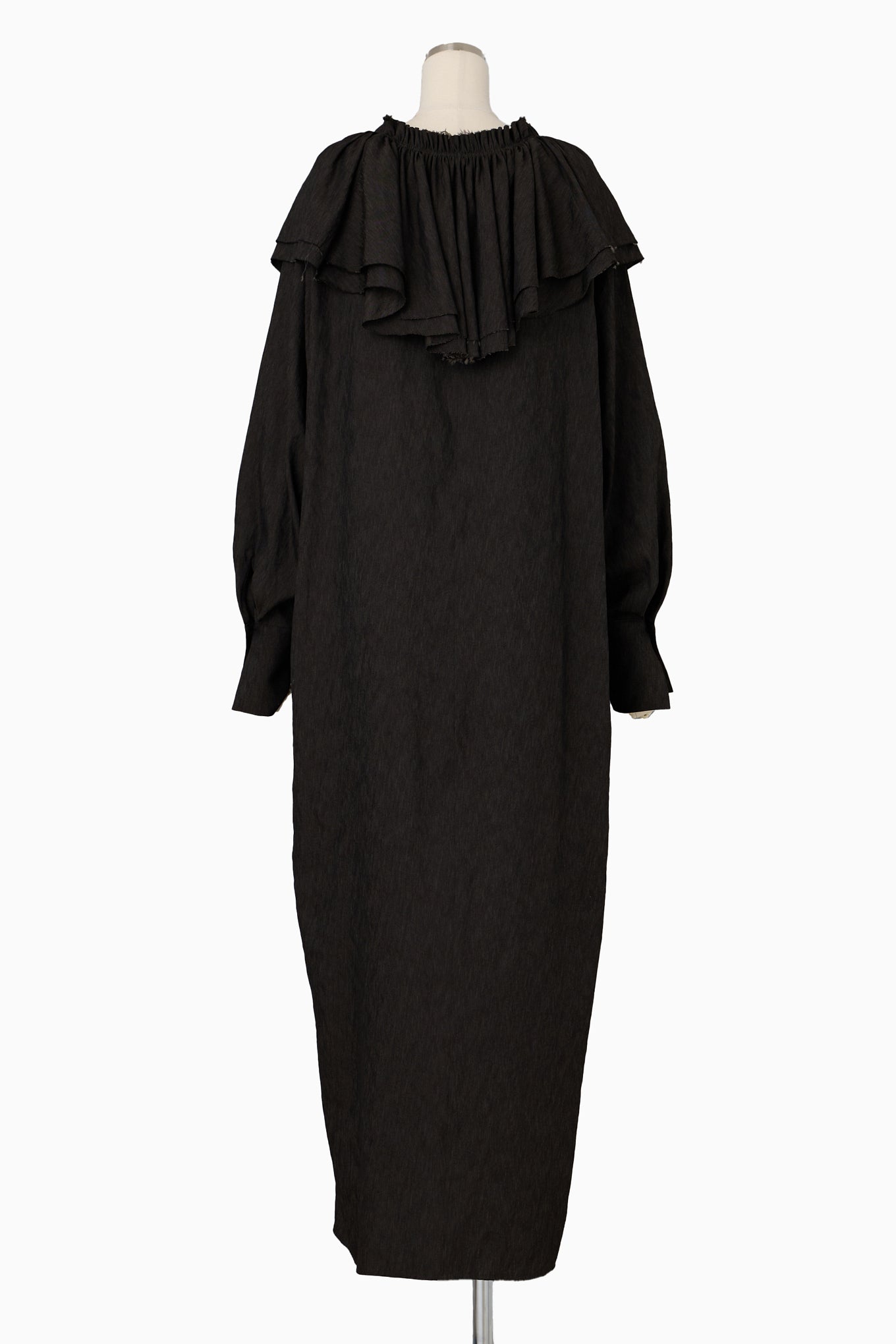 RUFFLE COLLAR DRESS - Hella (ヘラ）公式通販サイト