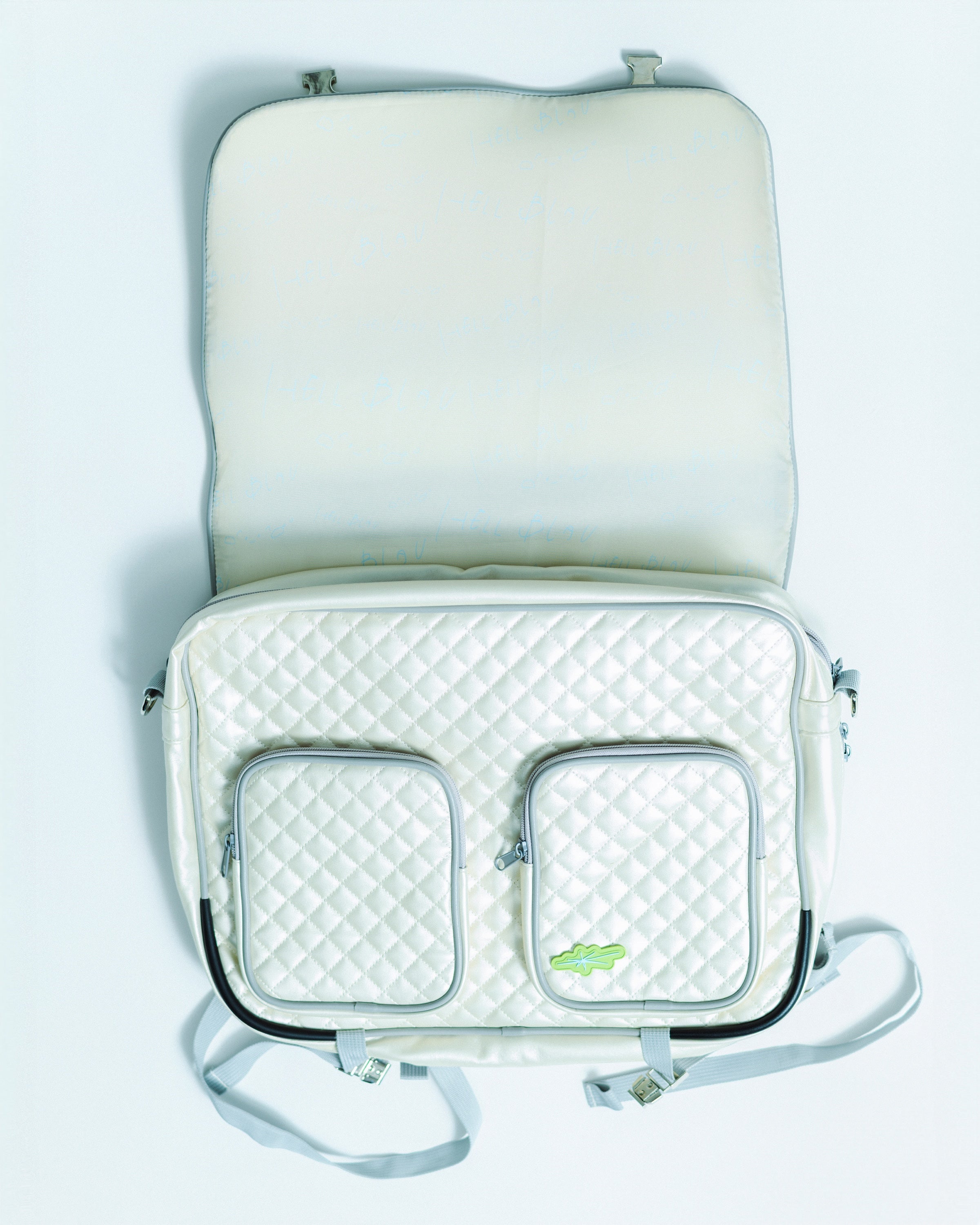 スクールバッグ（WHITE） – HELL BLAU