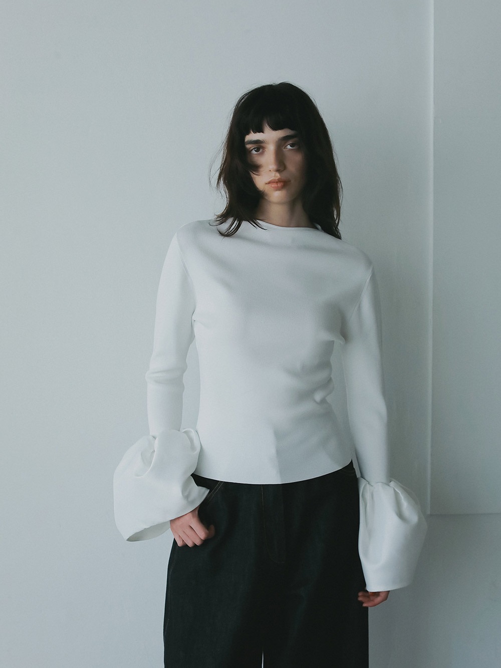 ボリュームフレアスリーブニットP／O | Knit | HER. Online Store