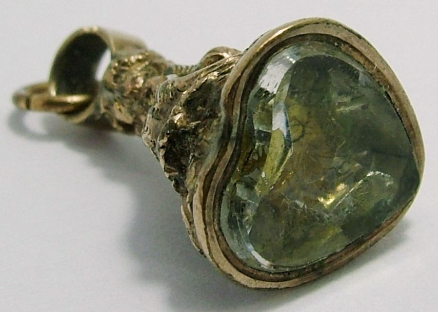 ヴィクトリアンのアメジストの愛のメッセージを伝えるプチ