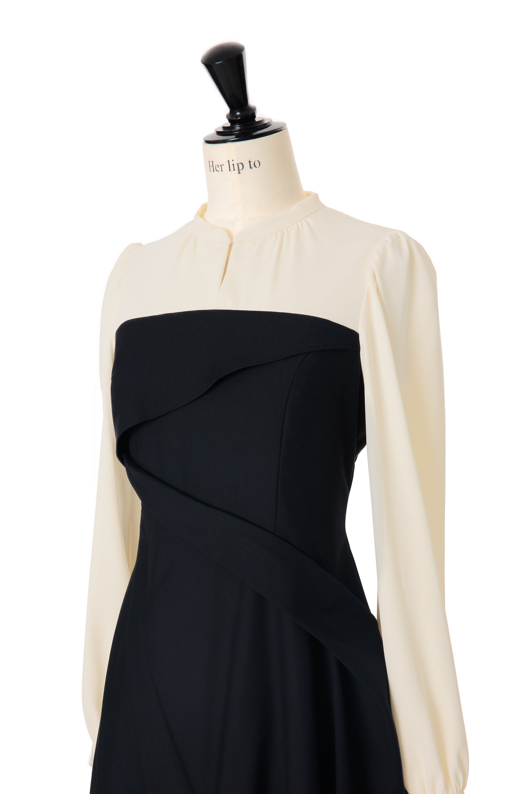 新色】Bicolor Draped Dress