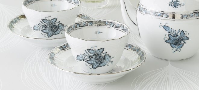 アポニー・ターコイズ・プラチナ] ラージマグ