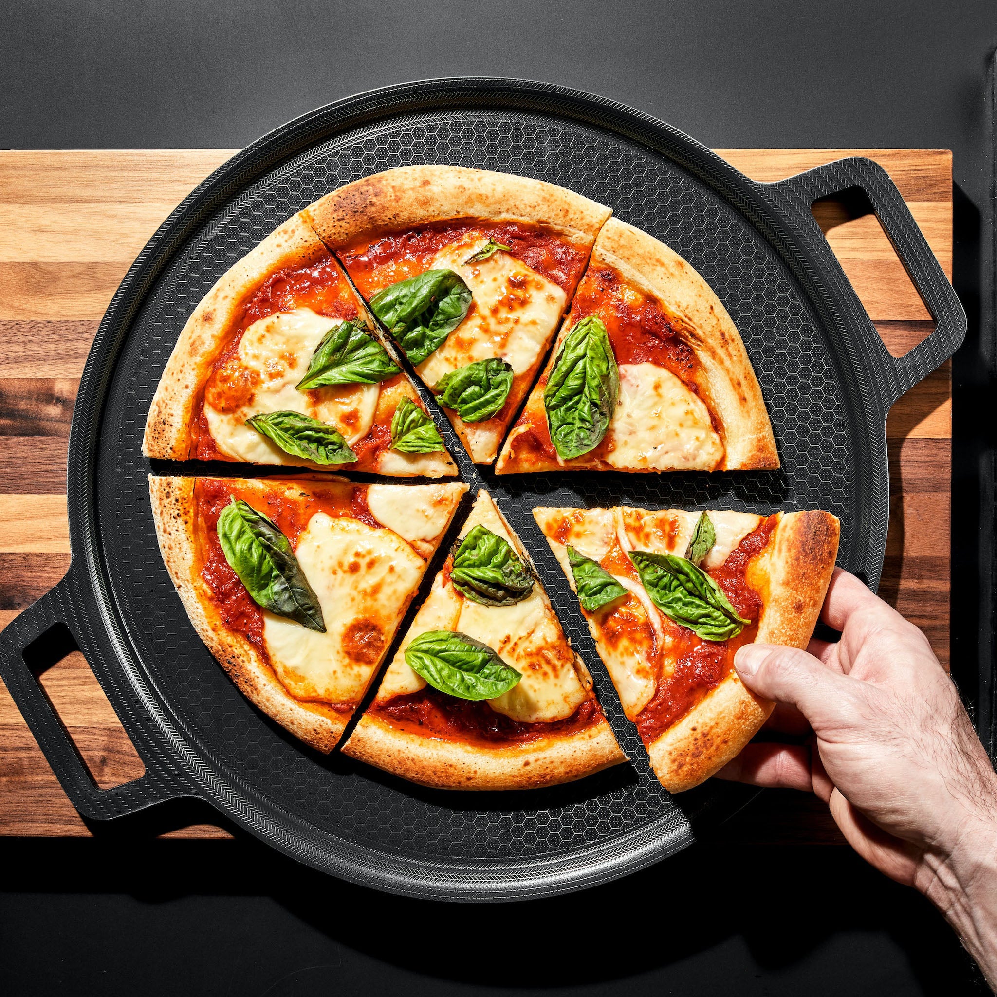 Hybrid Pizza Steel – HexClad Cookware Canada