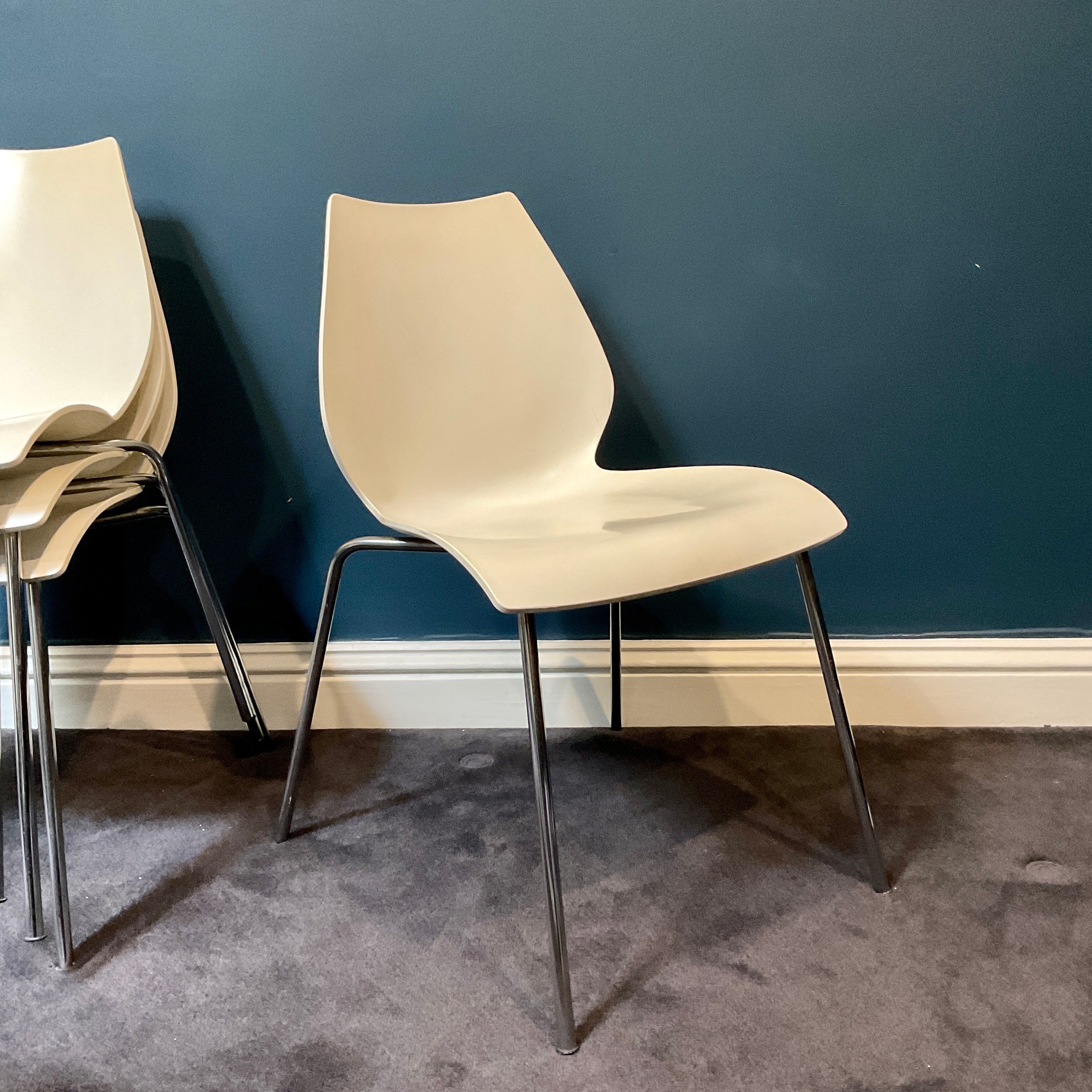 Set of SIX Maui Chairs by Vico Magistretti for Kartell – Home