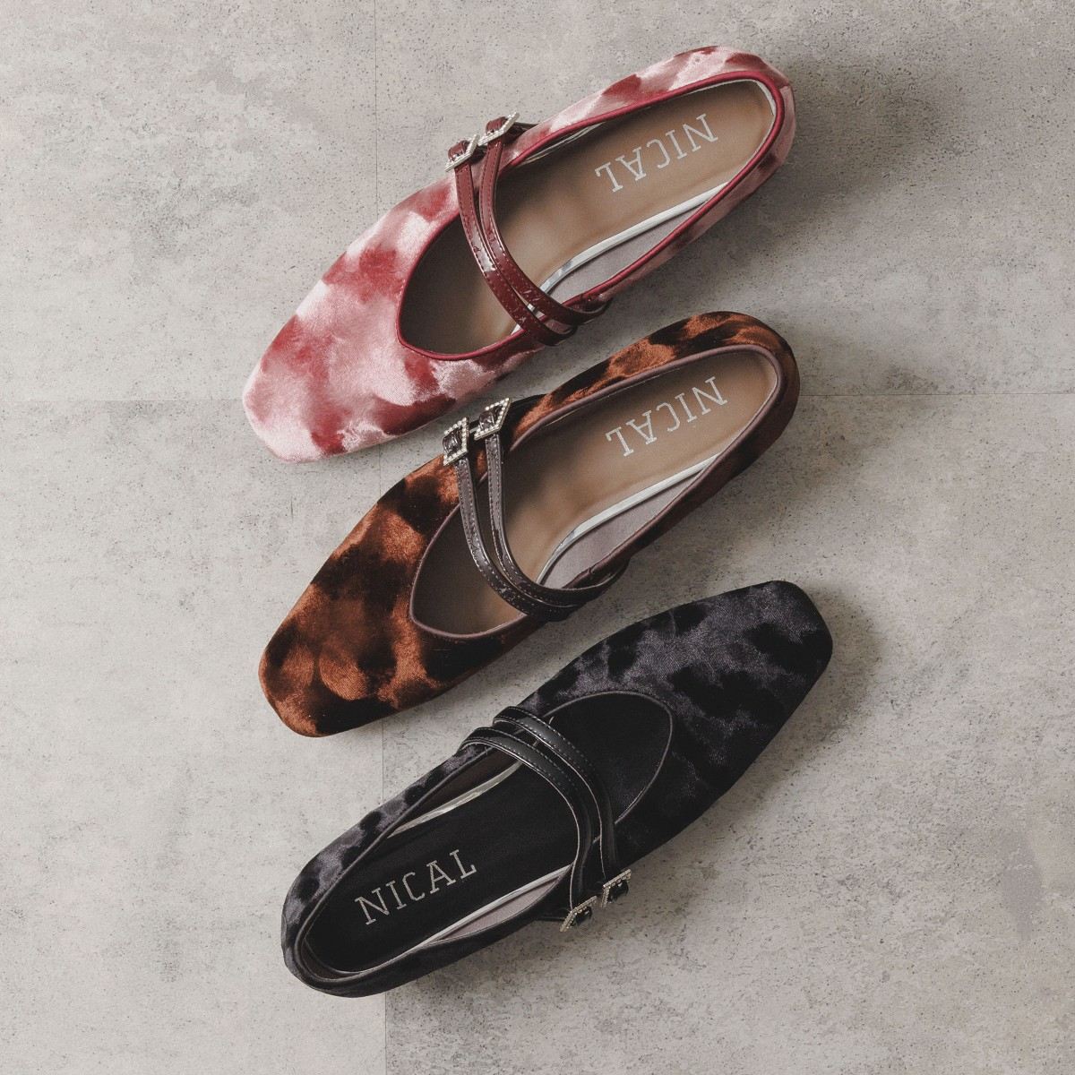 再値下げ】ダブルストラップメリージェーンパンプス/554306