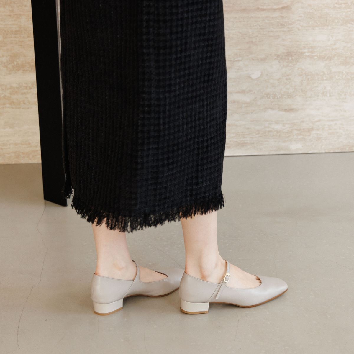 26SS新色追加】スクエアトゥメリージェーンパンプス/651111