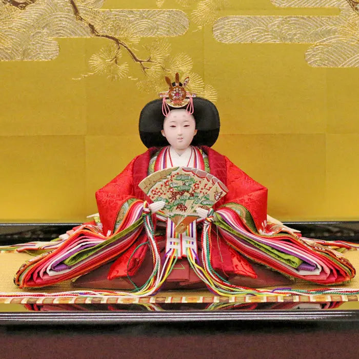 A luxurious and expensive Hina doll that will be praised by