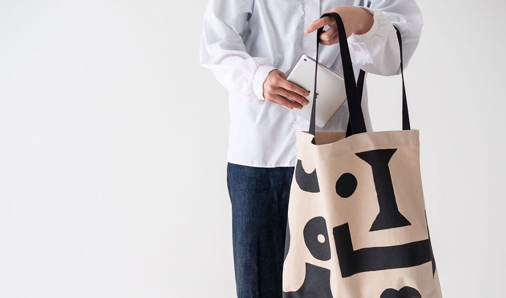 柚木沙弥郎 Collection | 飛騨産業株式会社【公式】 | 飛騨の家具