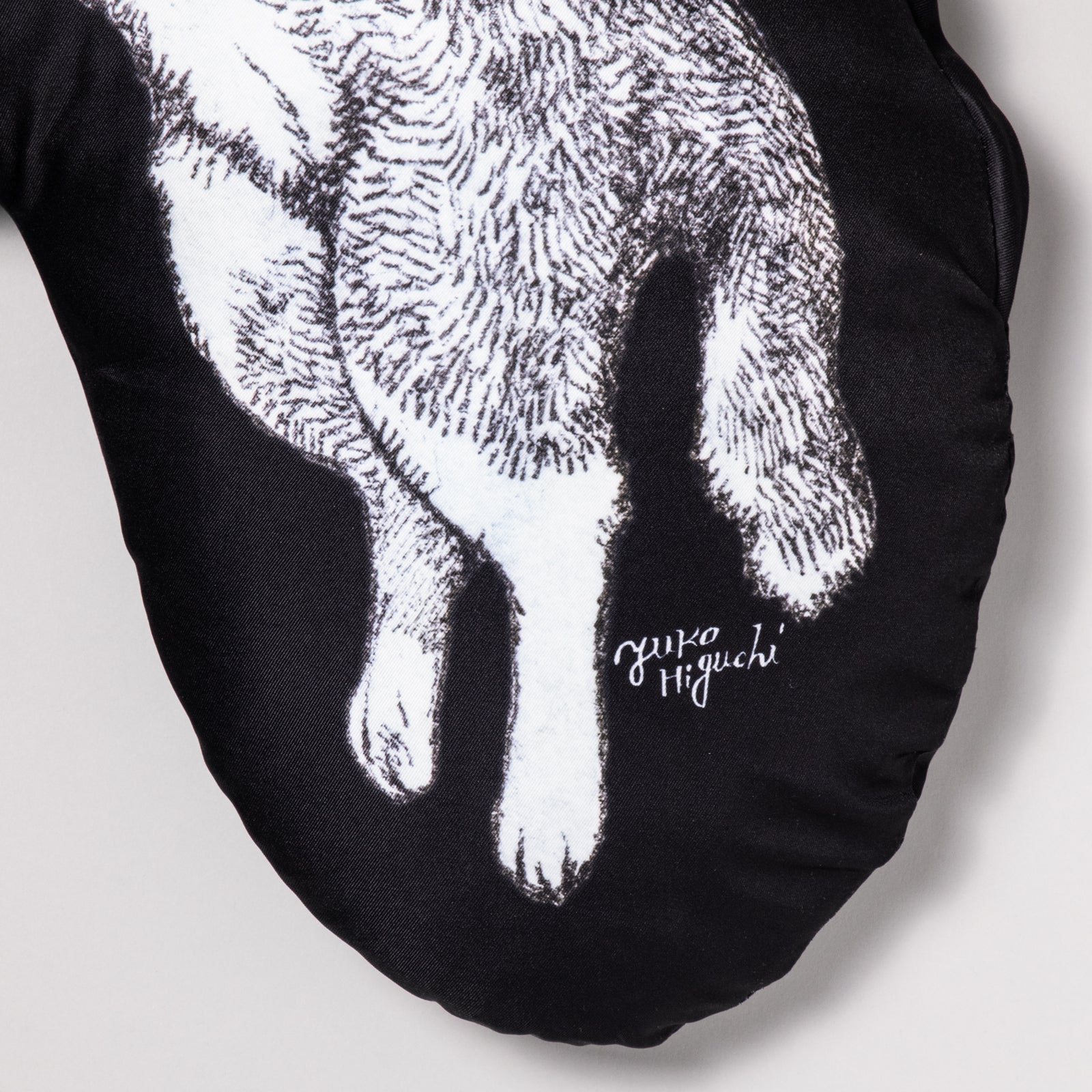 ボリスの寝返りクッション – ボリス雑貨店