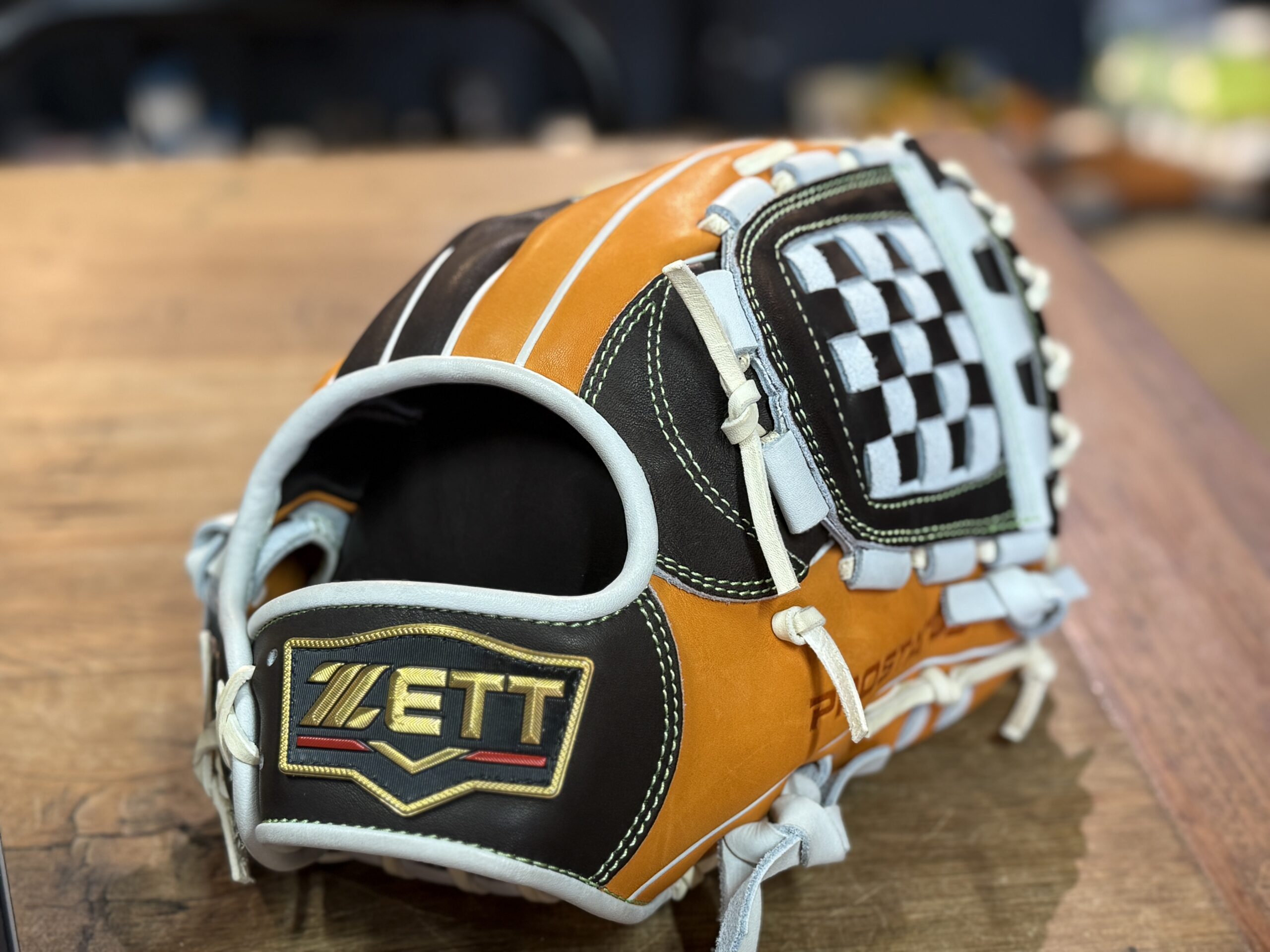 ZETT】源田モデル（軟式 遊撃手・二塁手用）を正直レビュー