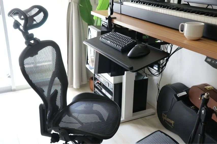 FlexiSpot 電動式スタンディングデスク E3セットをレビュー。立ち作業