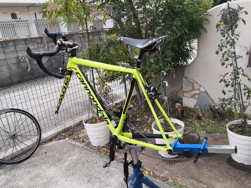 ロードバイク洗車に最適な自転車メンテナンススタンド Park Tool PRS